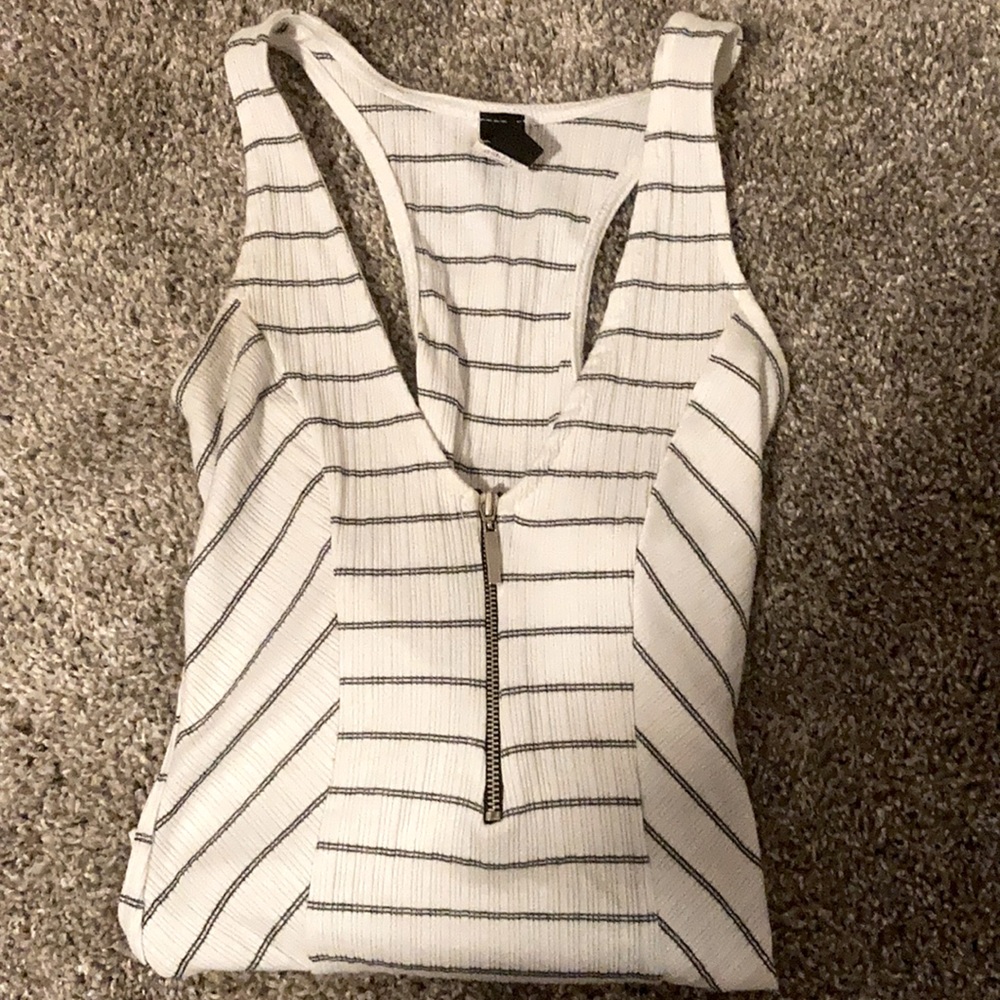 Windsor White Striped Onsie Sz. Small